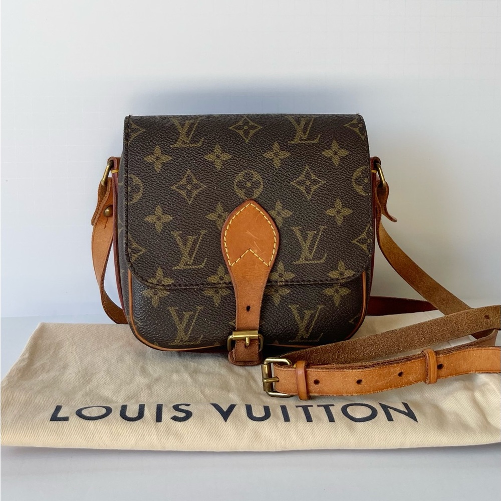 Vintage Authentic Louis Vuitton Cartouchiere 17 Monogram Crossbody Bag